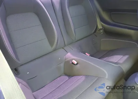 2015 Ford Mustang V6 из США, поврежденный, VIN 1FA6P8AM4F5329744